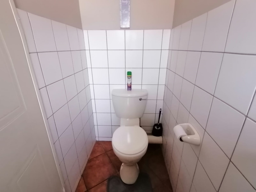 3 Bedroom Property for Sale in Geelhoutpark North West